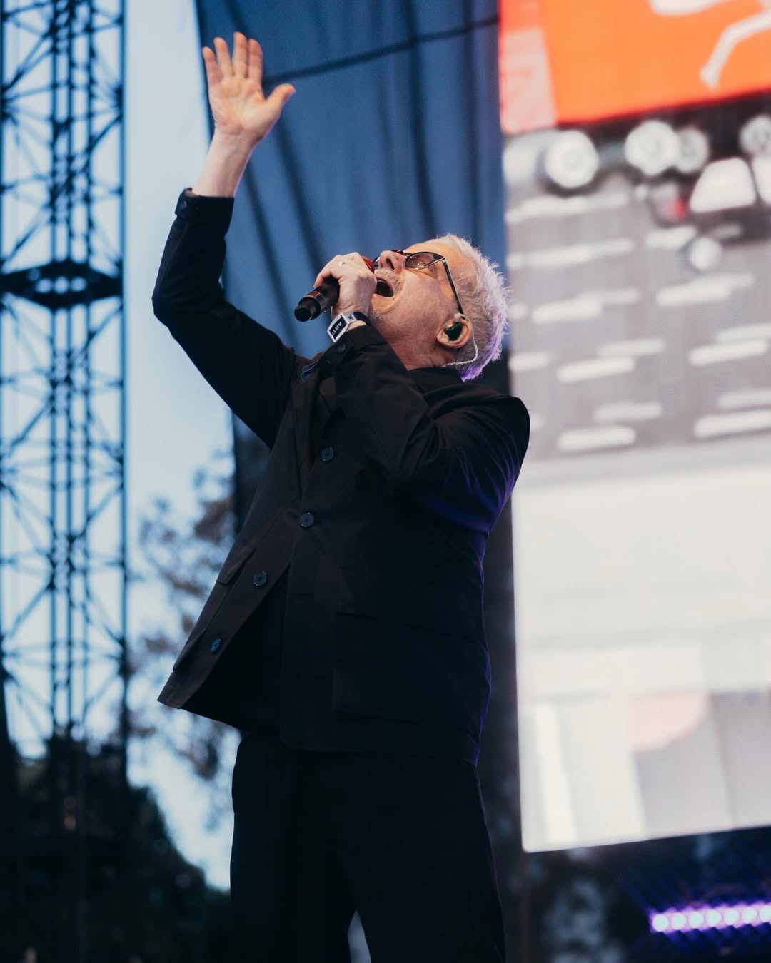 DEVO